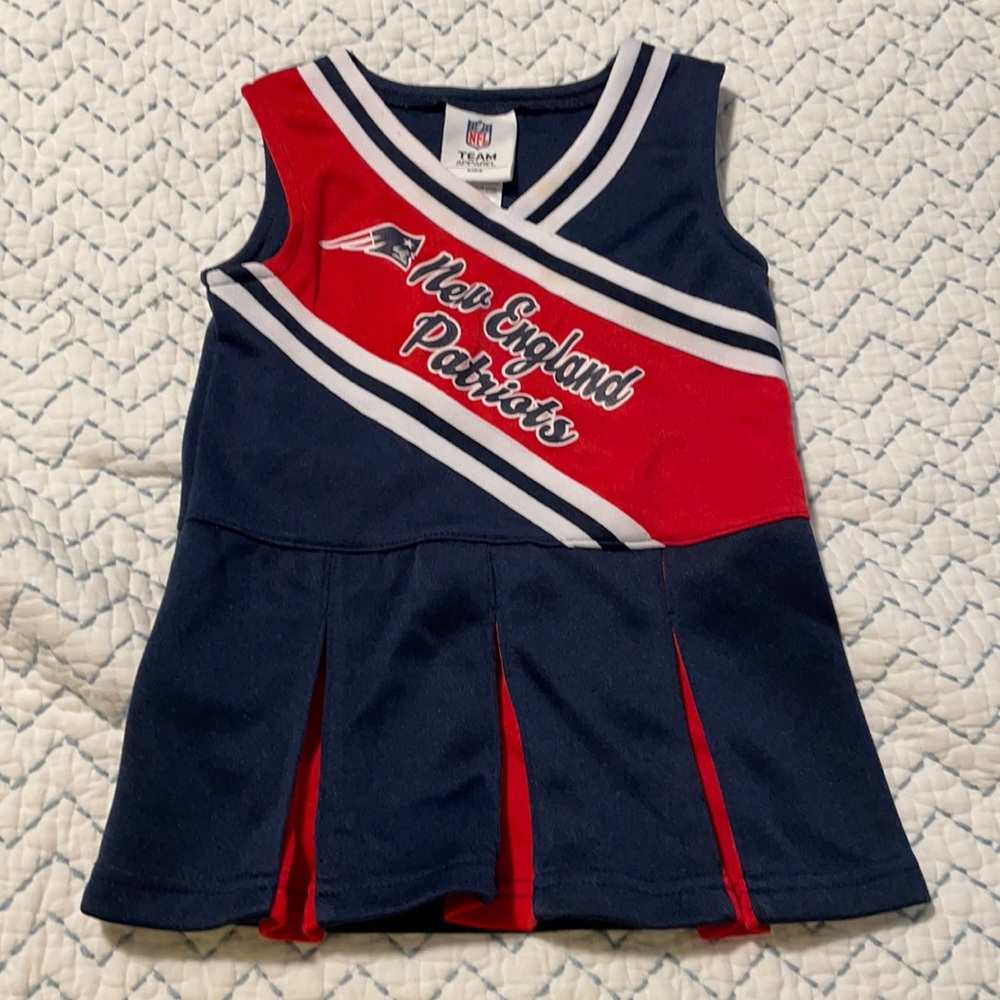 New England Patriots cheerleader outfit 2t